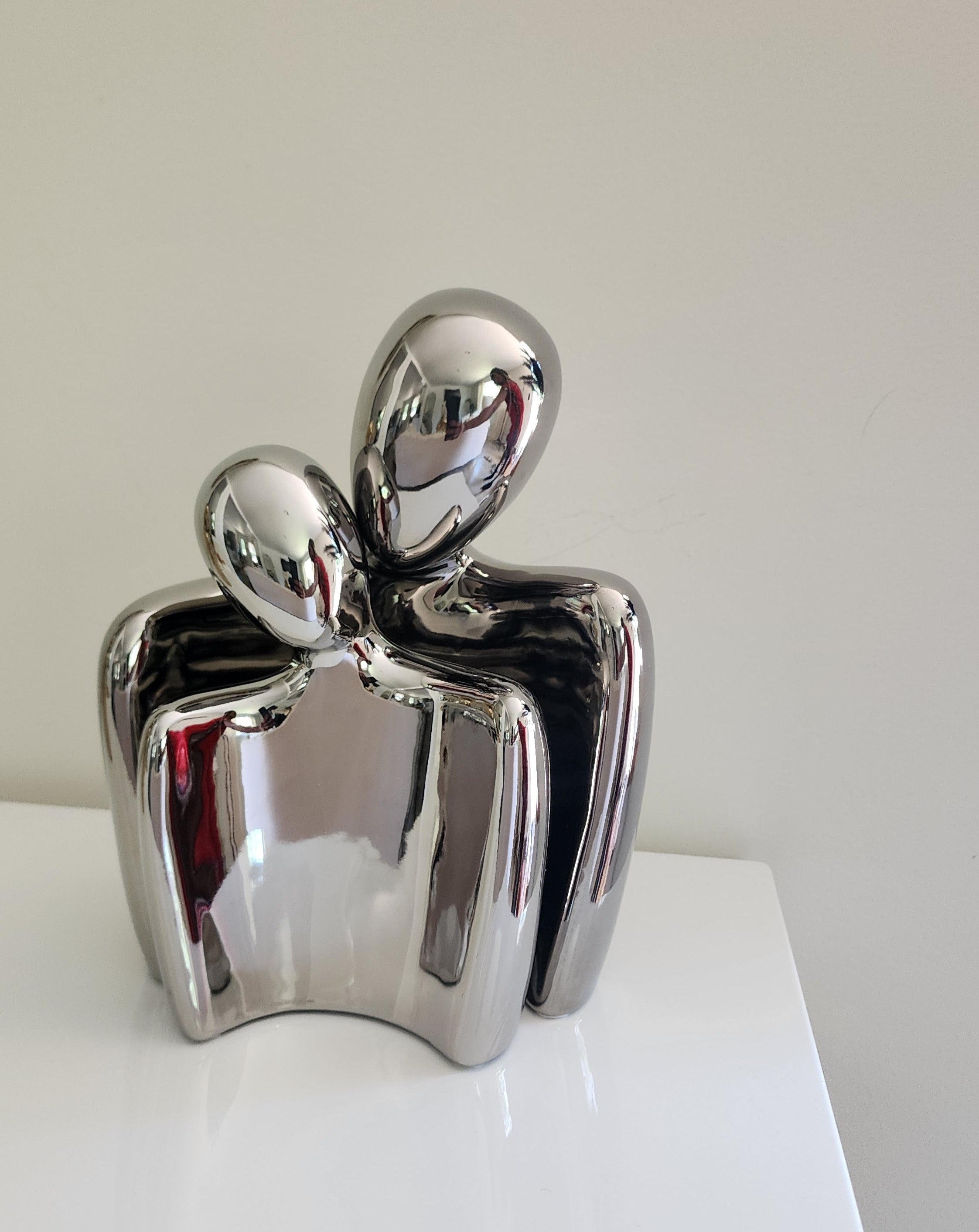 Couple Figurine For Home Decor Living Room Decor