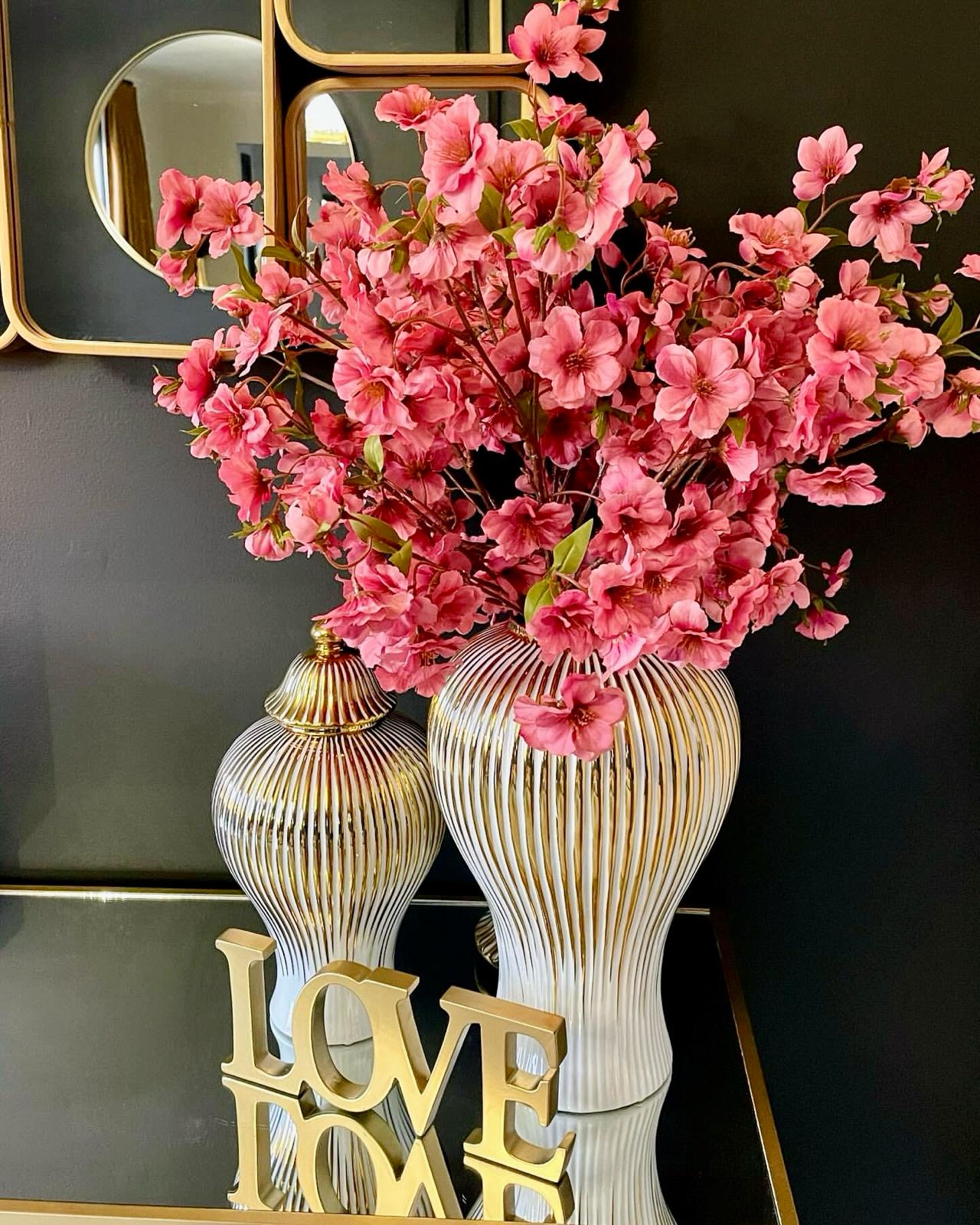 vases
