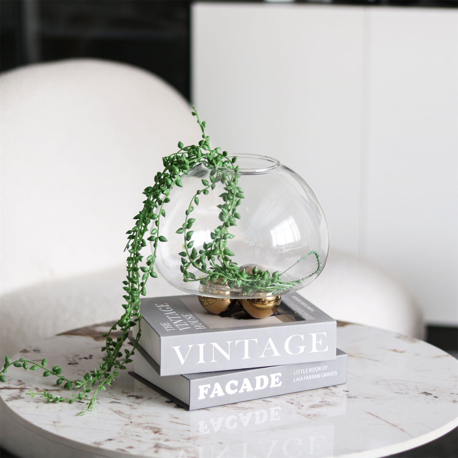 Vintage Round Transparent Glass Flower Vase