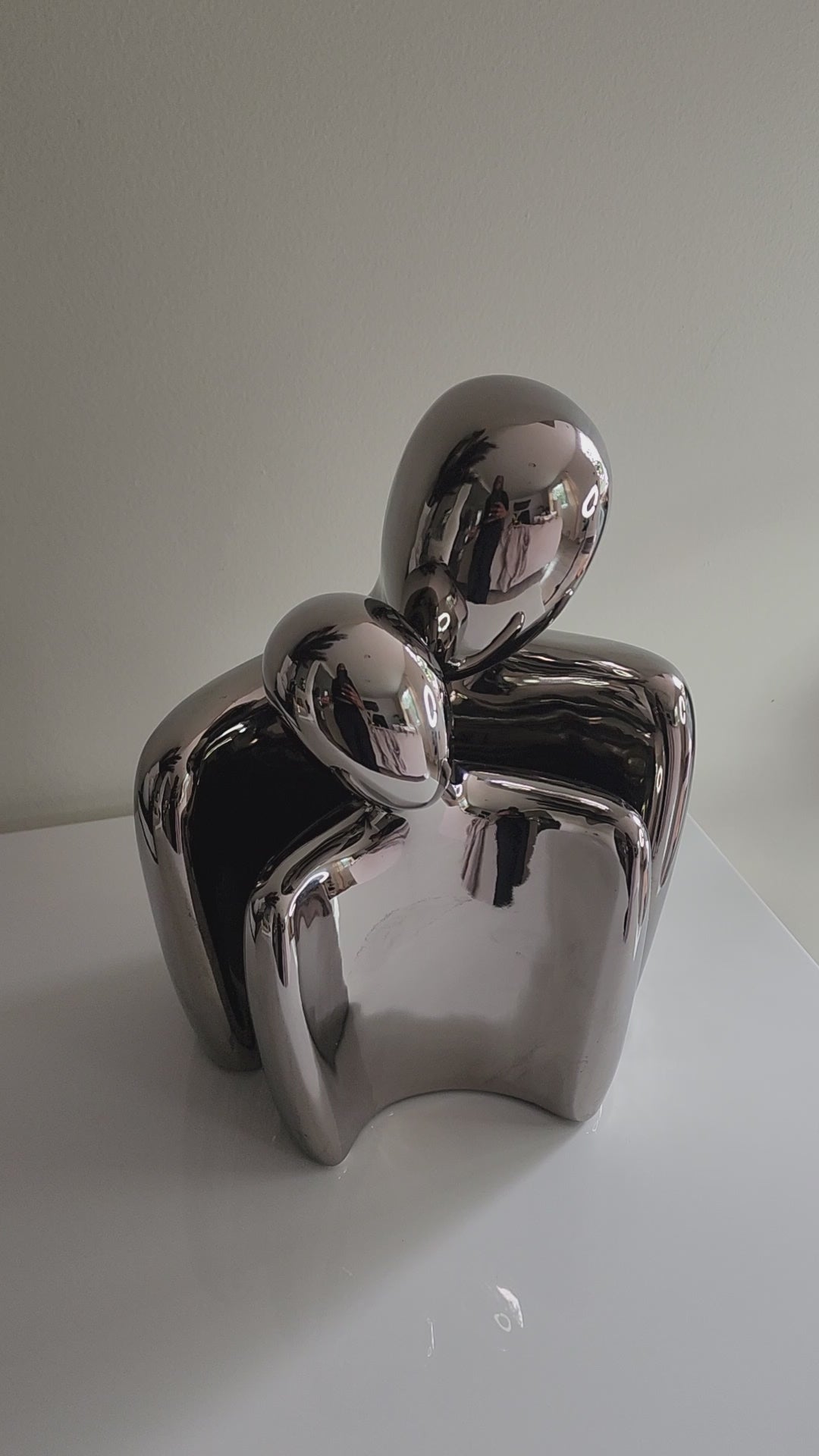 Hugging Couple Figurine with white or silver color